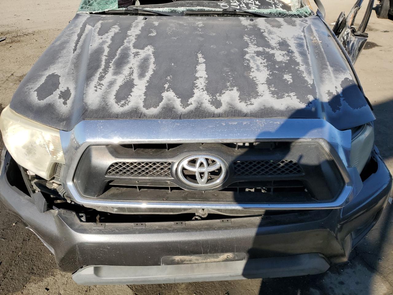 2013 Toyota Tacoma - Image 12
