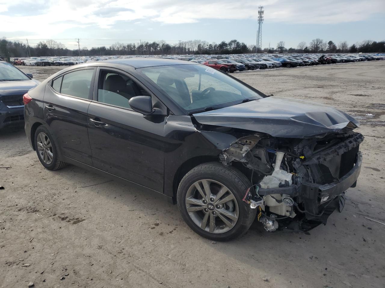 2017 Hyundai Elantra - Image 4
