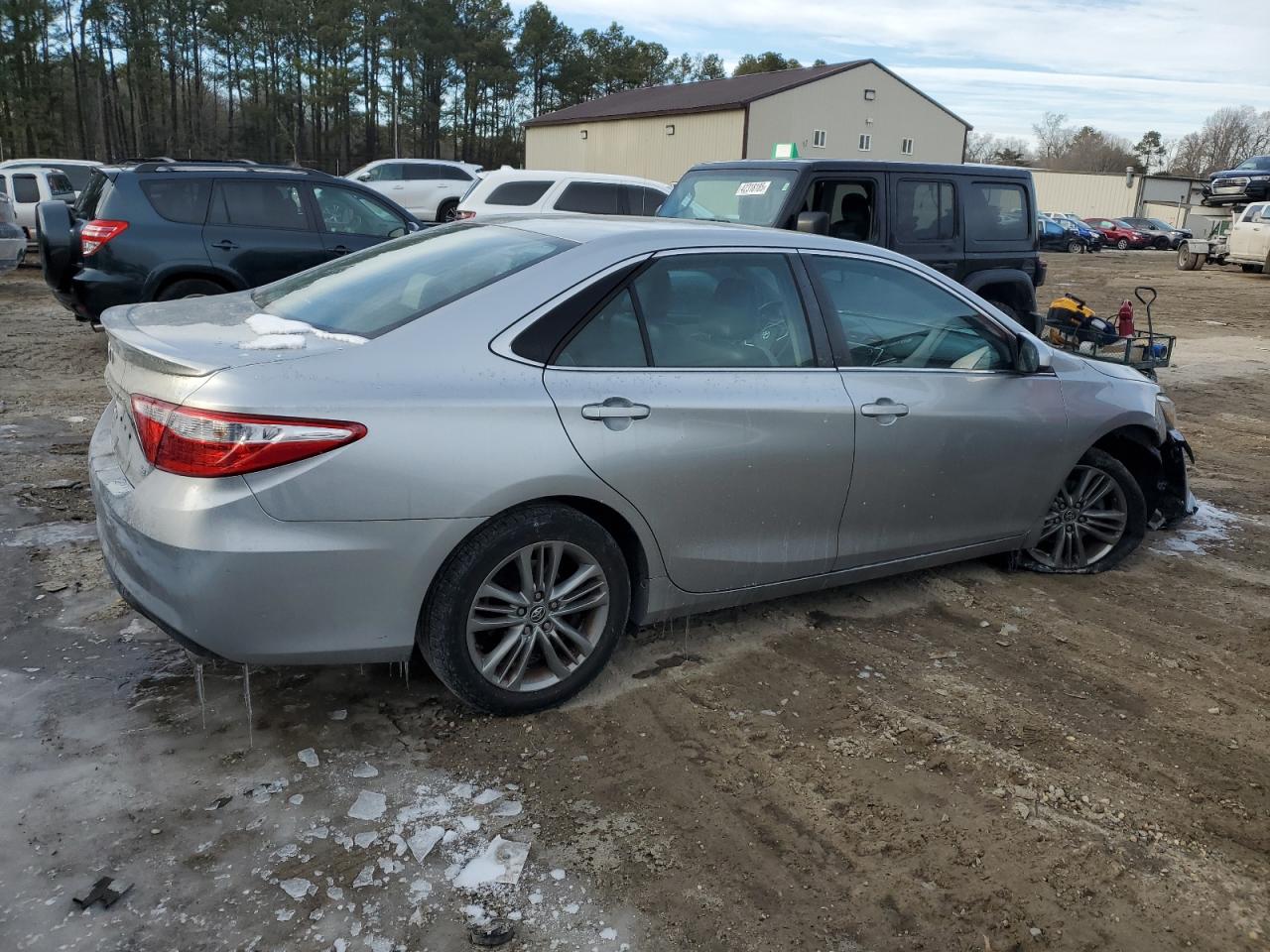 2015 Toyota Camry - Image 3