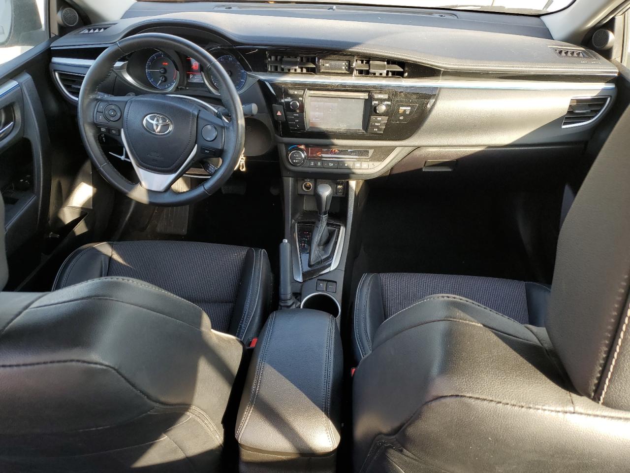2016 Toyota Corolla - Image 8