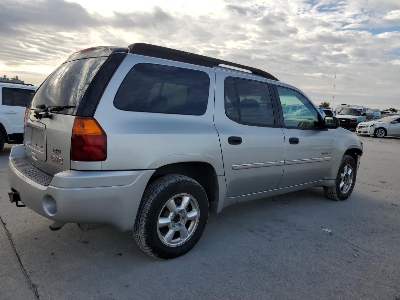2006 GMC Envoy - Image 3