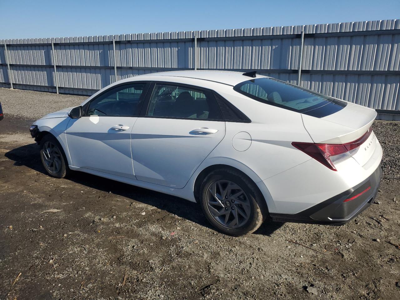 2024 Hyundai Elantra - Image 2