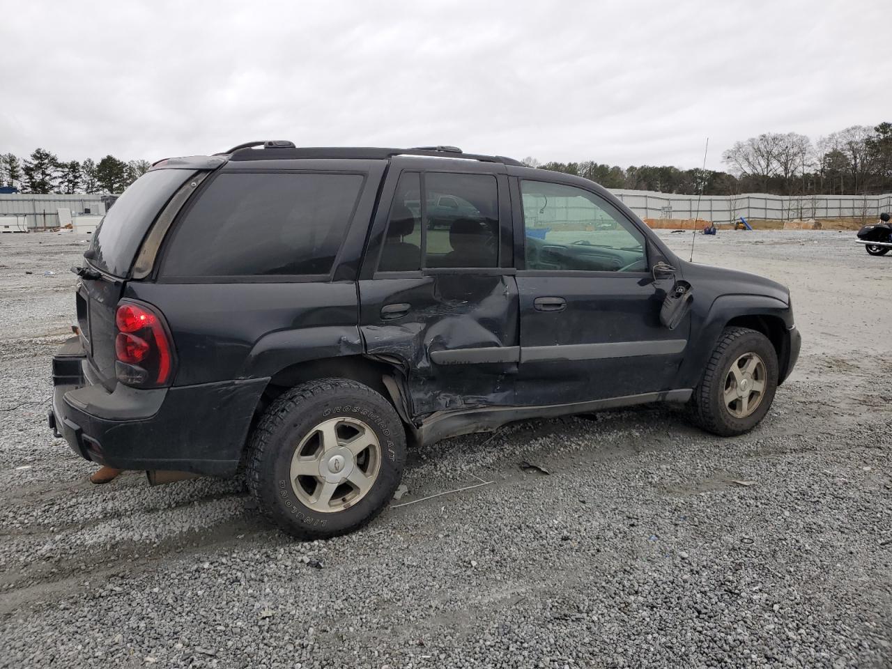 2005 Chevrolet TrailBlazer - Image 3