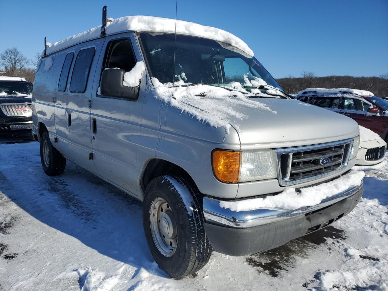 2006 Ford Econoline - Image 4