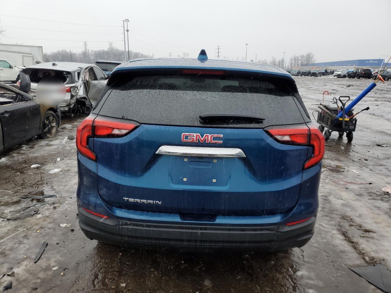 2020 GMC Terrain - Image 6