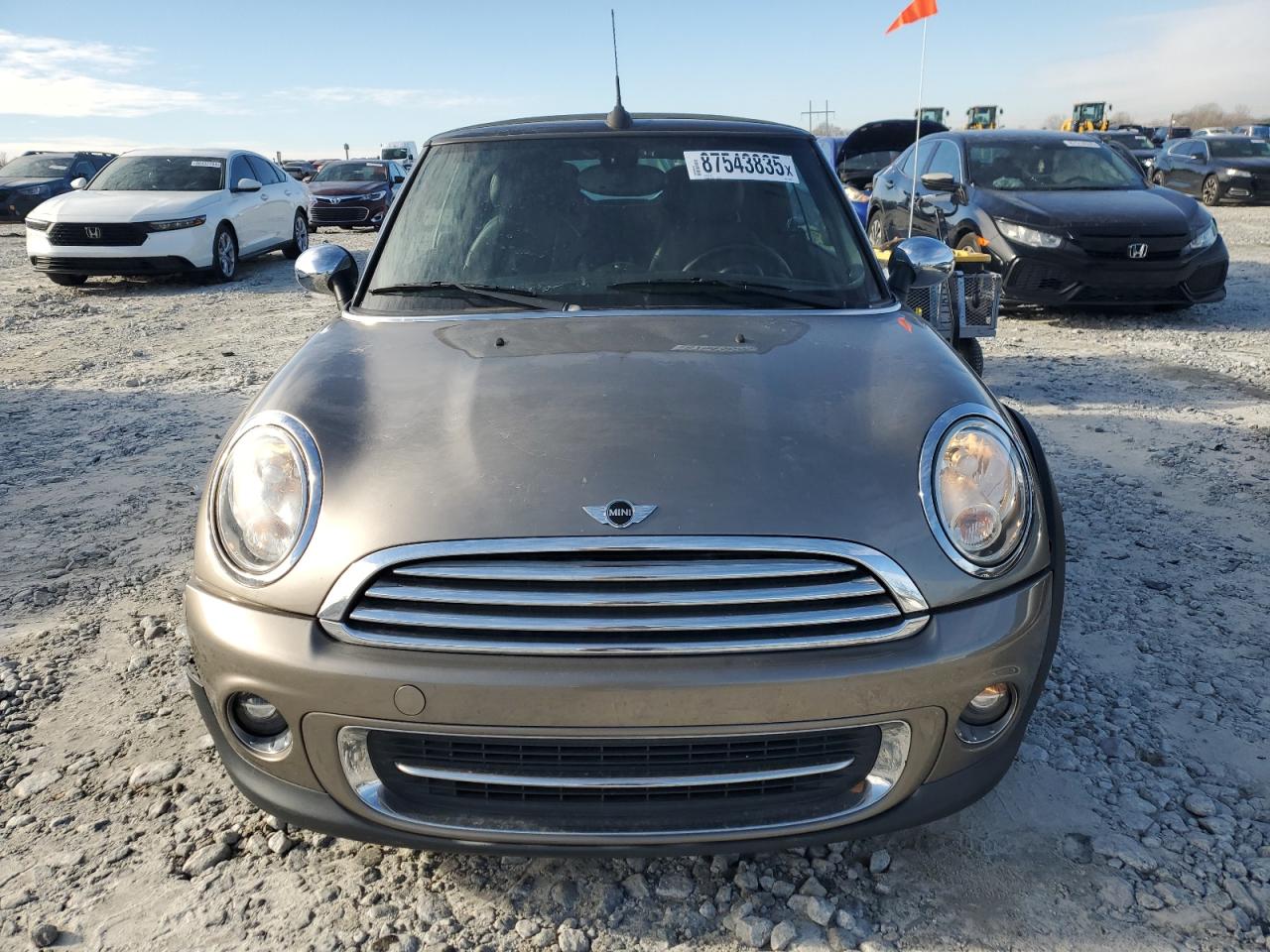 2011 Mini Cooper VIN: WMWZN3C53BT133576 Lot: 87543835