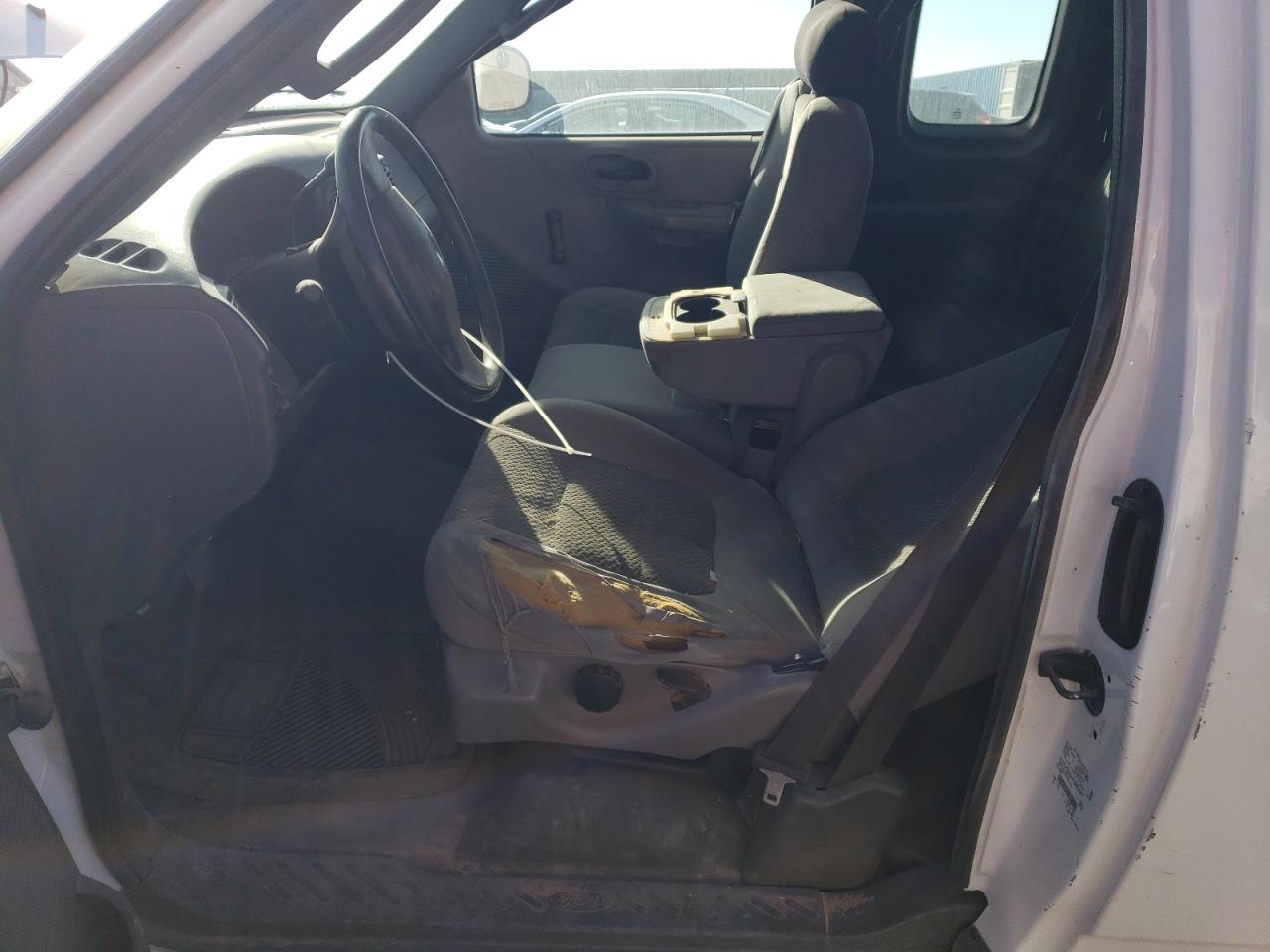 2004 Ford F-150 - Image 7