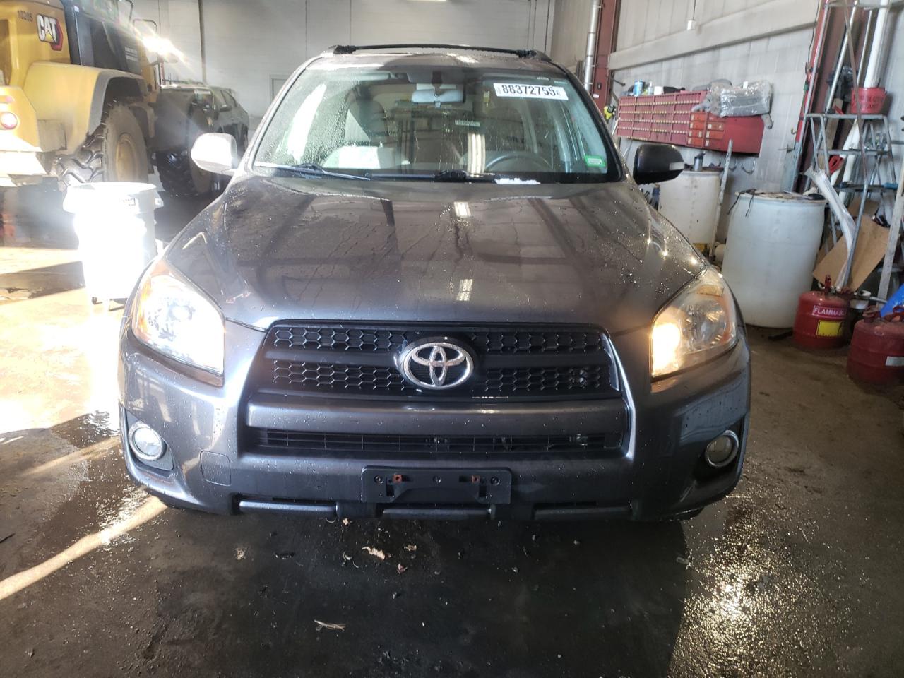 2011 Toyota RAV 4 - Image 5
