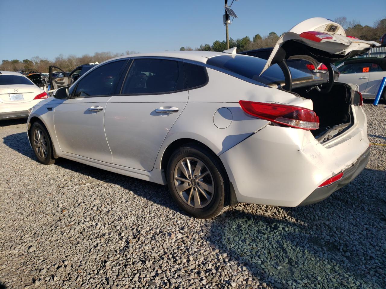 2017 Kia Optima - Image 2