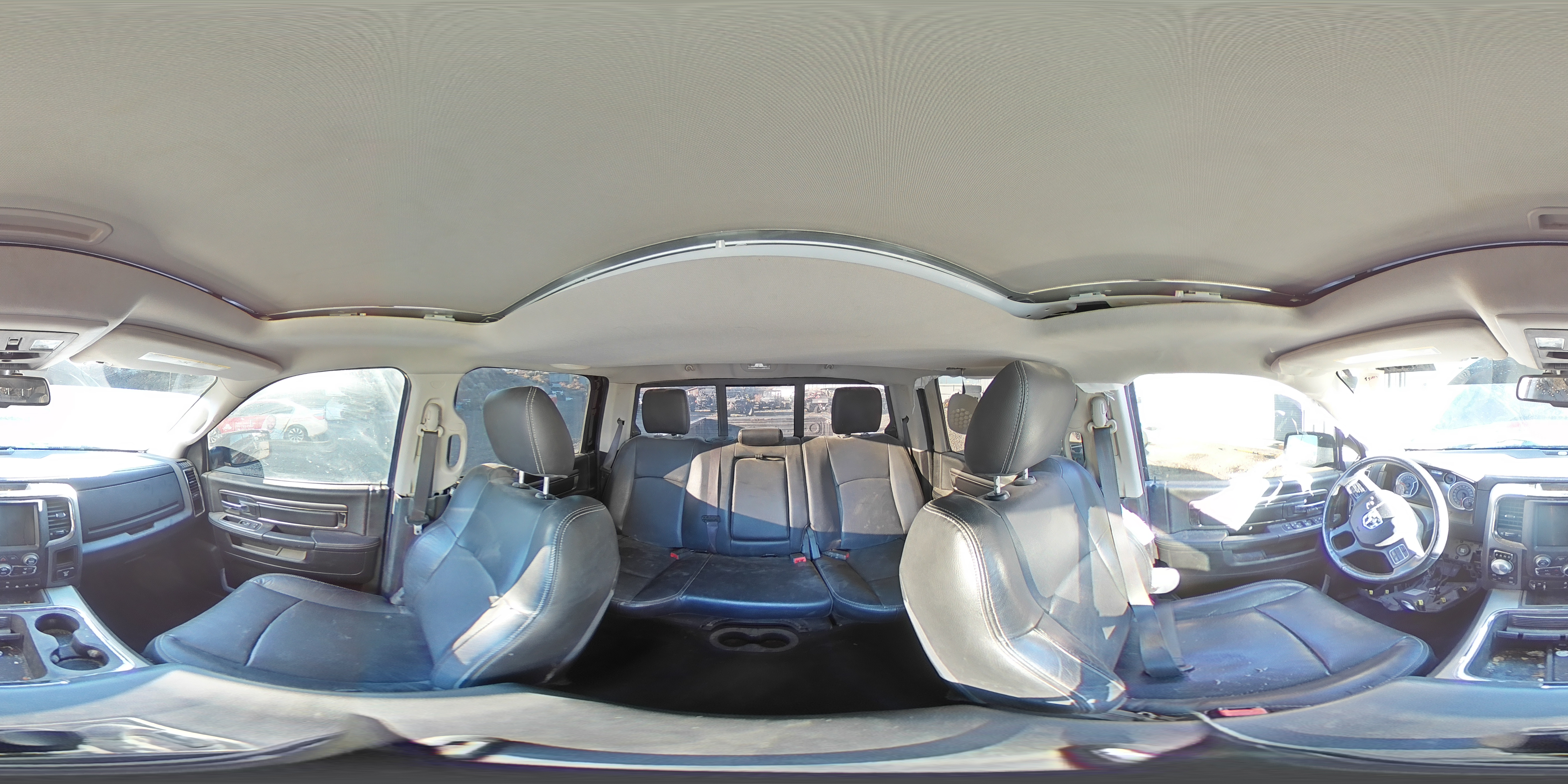 2015 RAM 1500 - Image 15