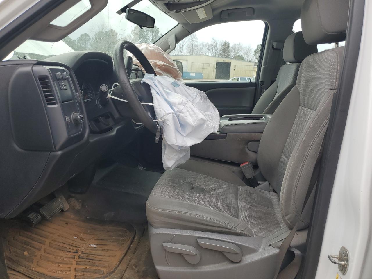 2015 Chevrolet Silverado - Image 7