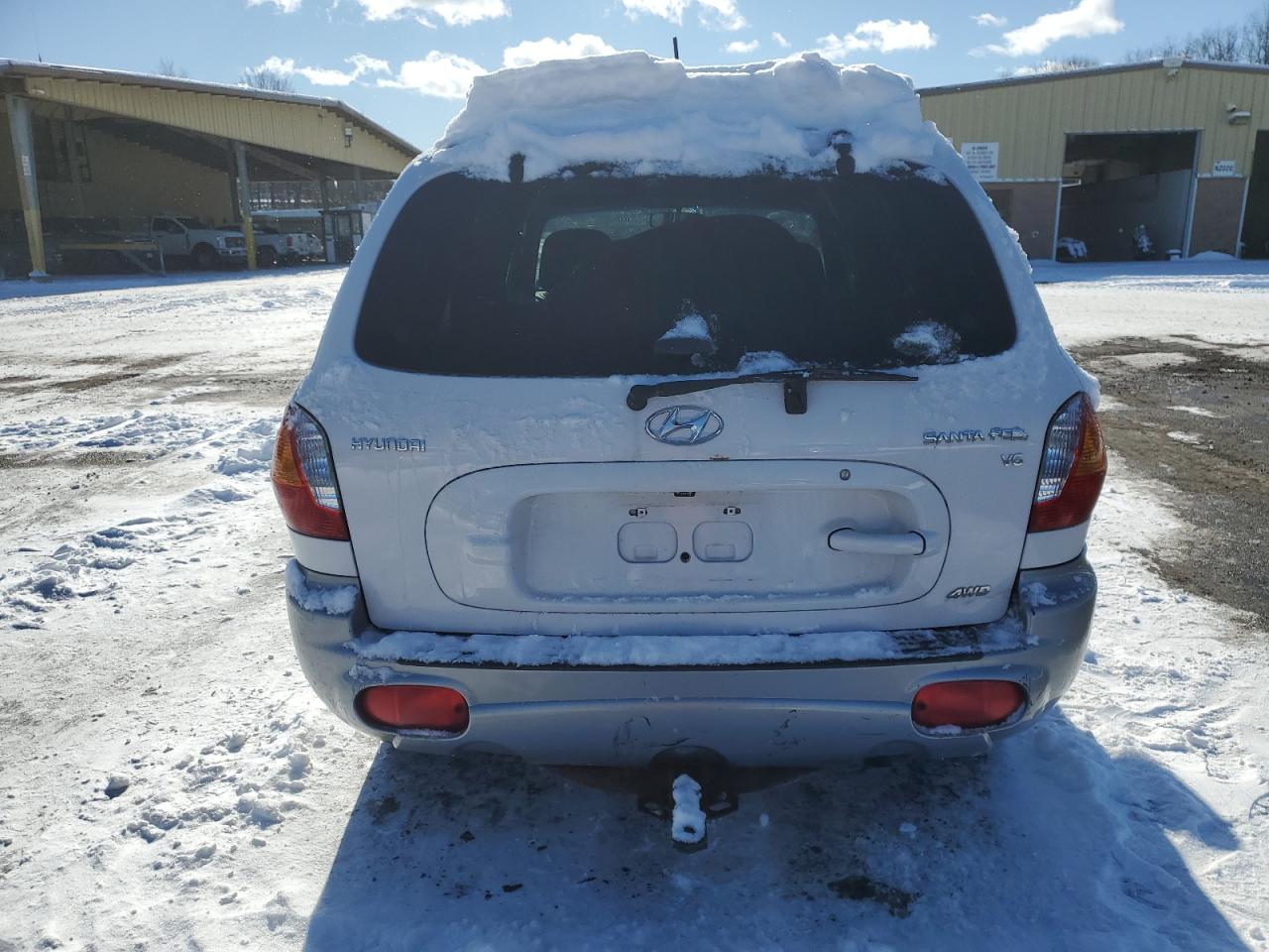 2004 Hyundai Santa Fe - Image 6