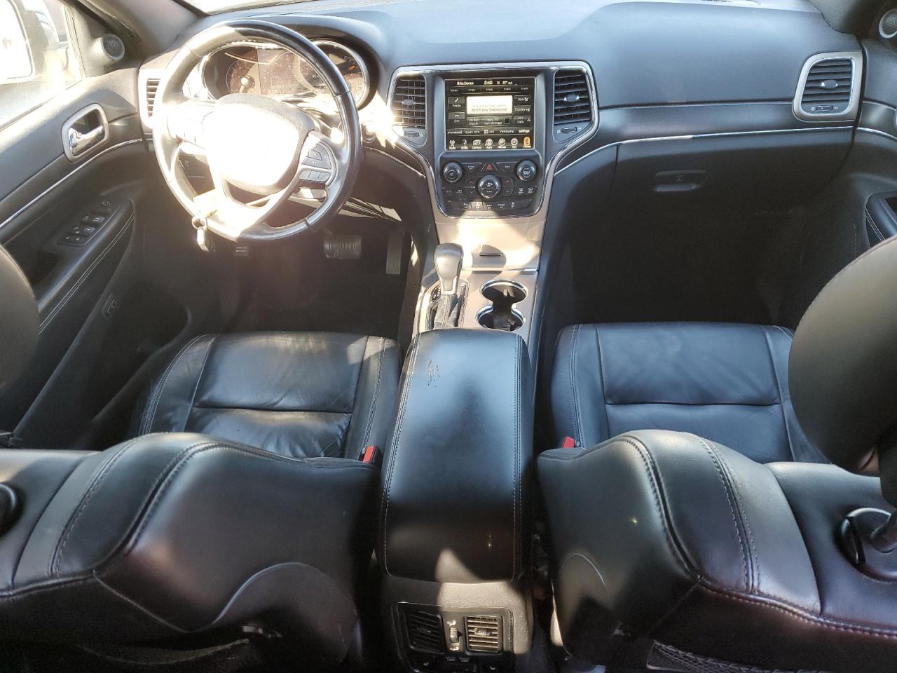 2017 Jeep Grand Cherokee - Image 8