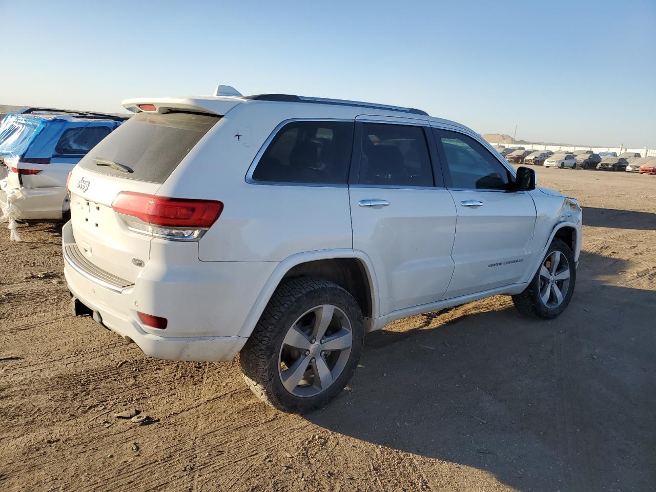 2014 Jeep Grand Cherokee - Image 3