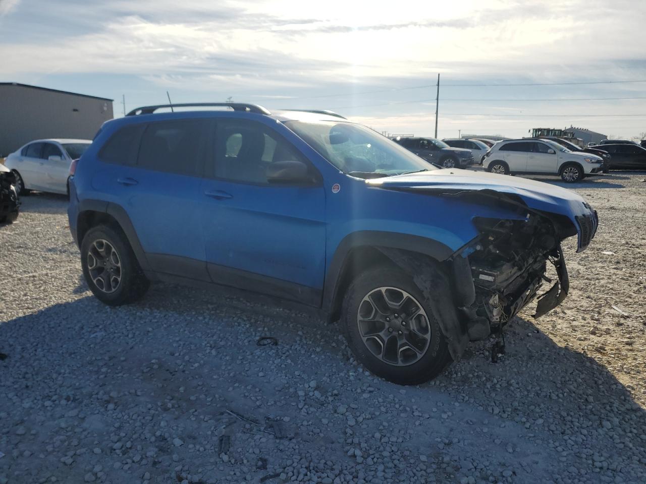 2021 Jeep Cherokee - Image 4