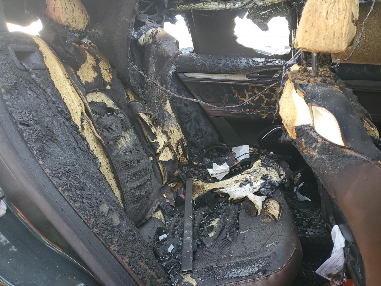 2019 Alfa Romeo Stelvio - Image 10