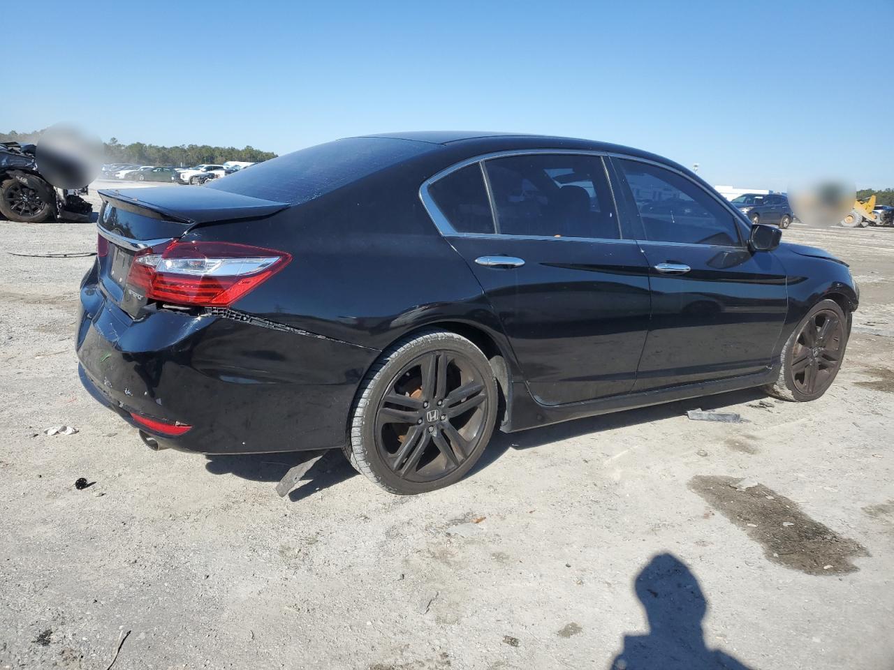 2017 Honda Accord - Image 3