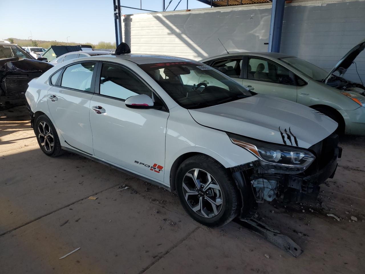 2021 Kia Forte - Image 4