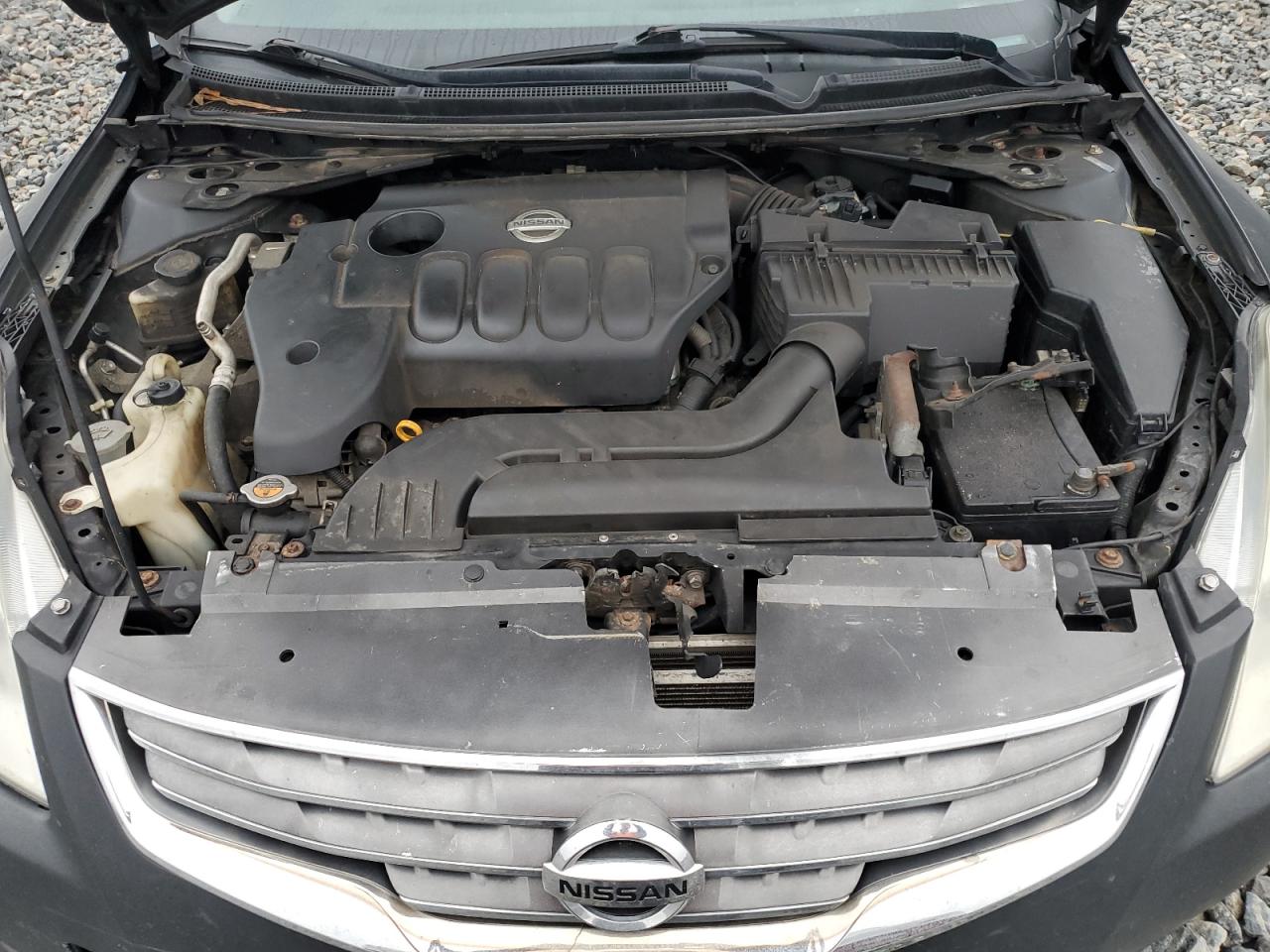 2010 Nissan Altima - Image 11