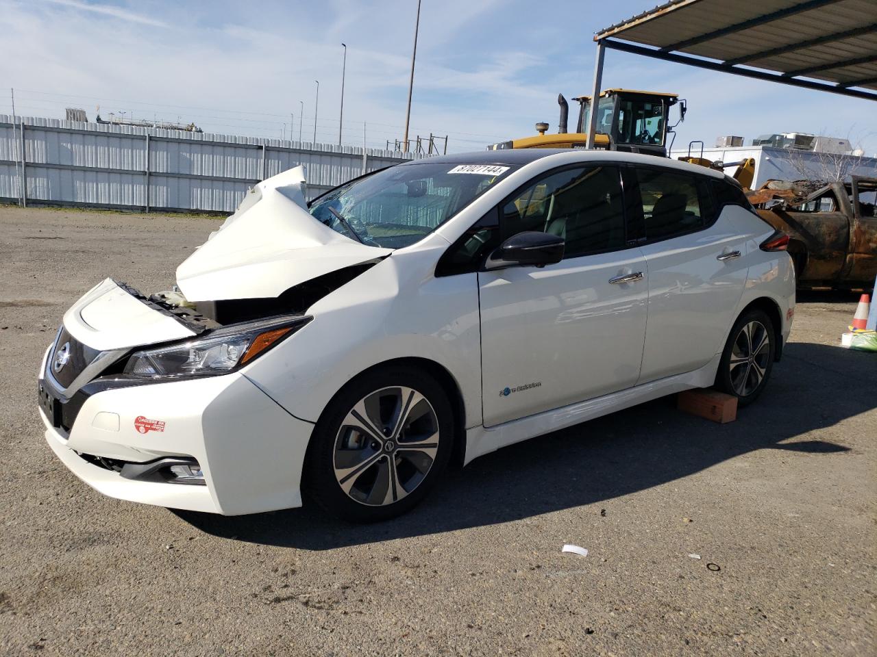 VIN 1N4AZ1CPXJC315399 2018 NISSAN LEAF no.1