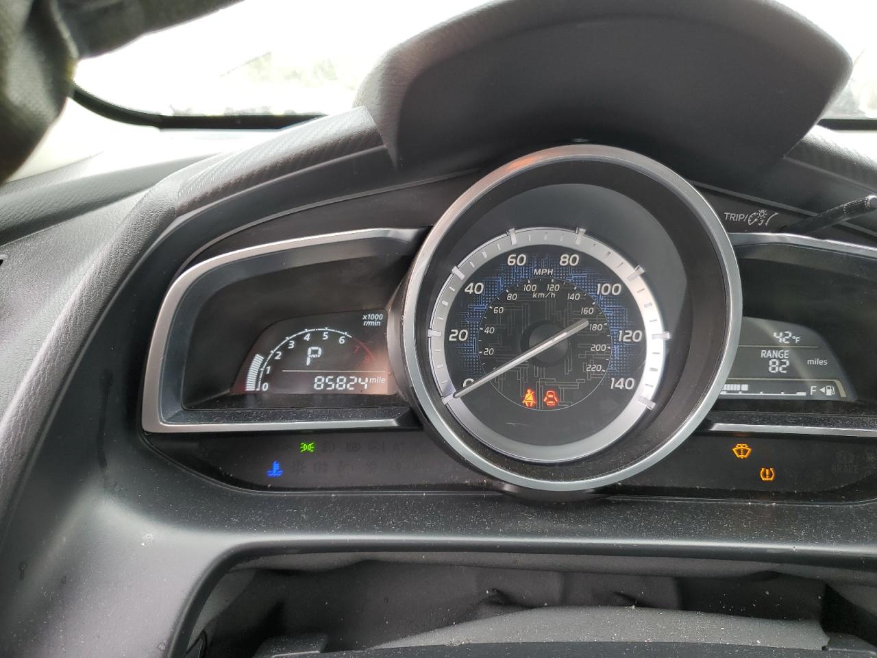 2018 Toyota Yaris - Image 9