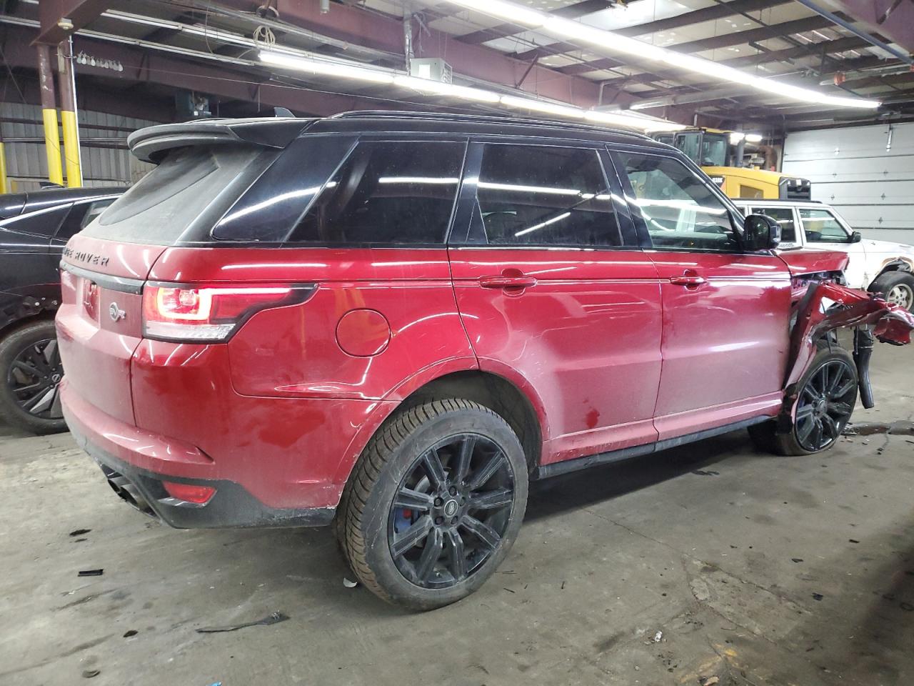 2016 Land Rover Range Rover - Image 3
