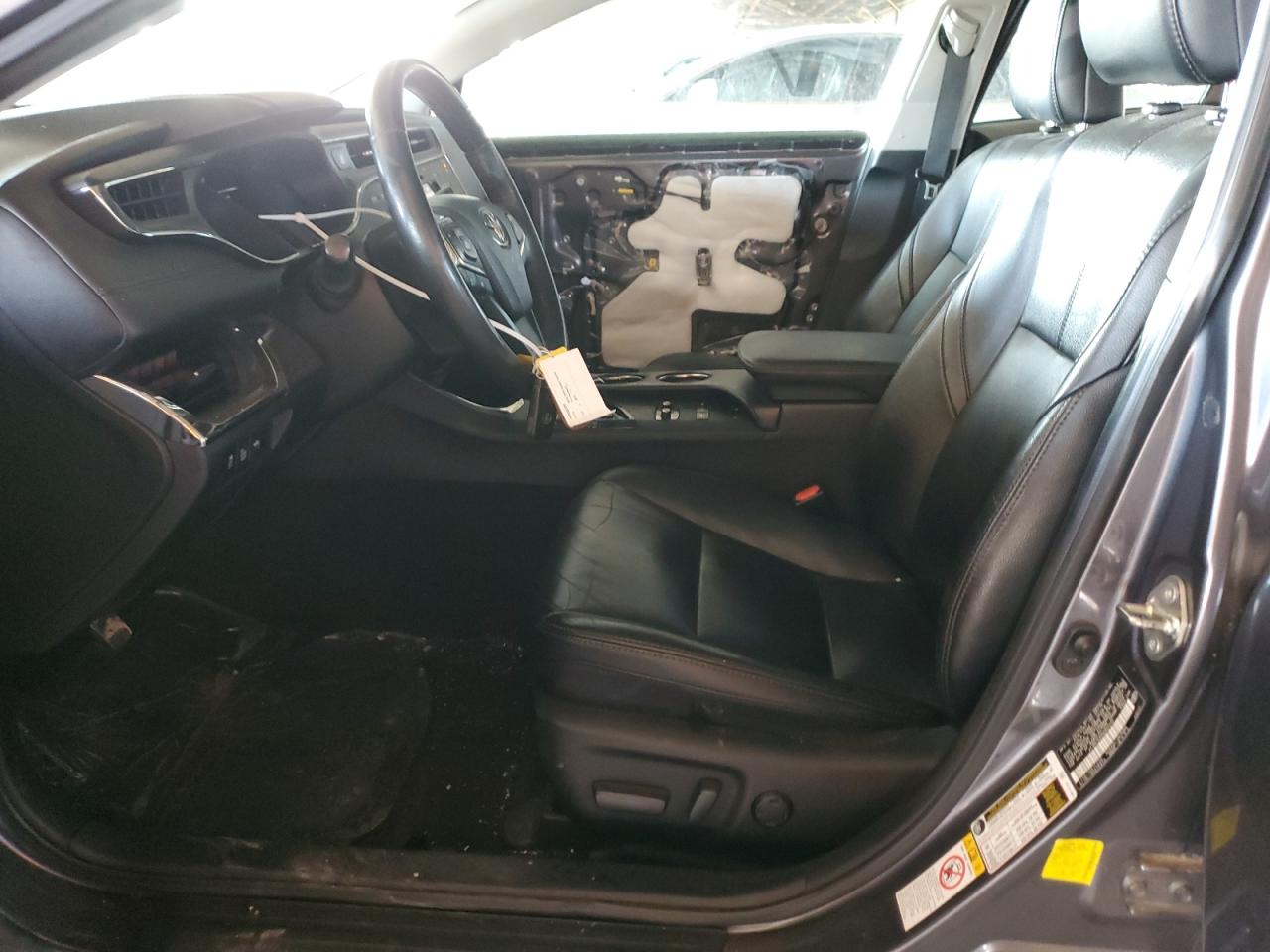 2016 Toyota Avalon - Image 7