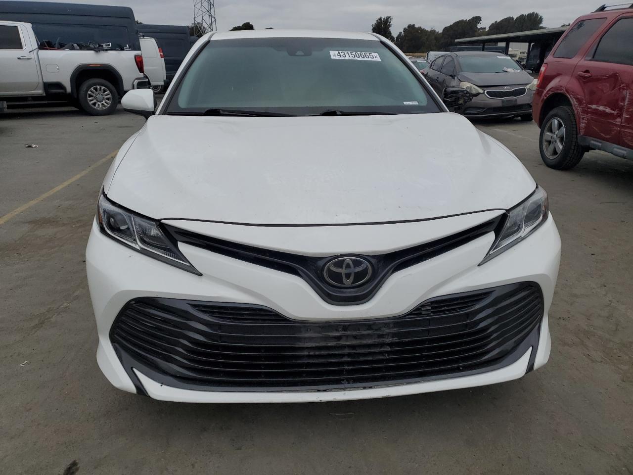 2018 Toyota Camry - Image 5