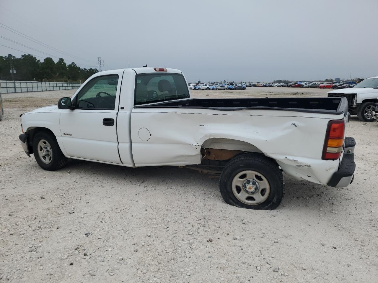 2001 Chevrolet Silverado - Image 2