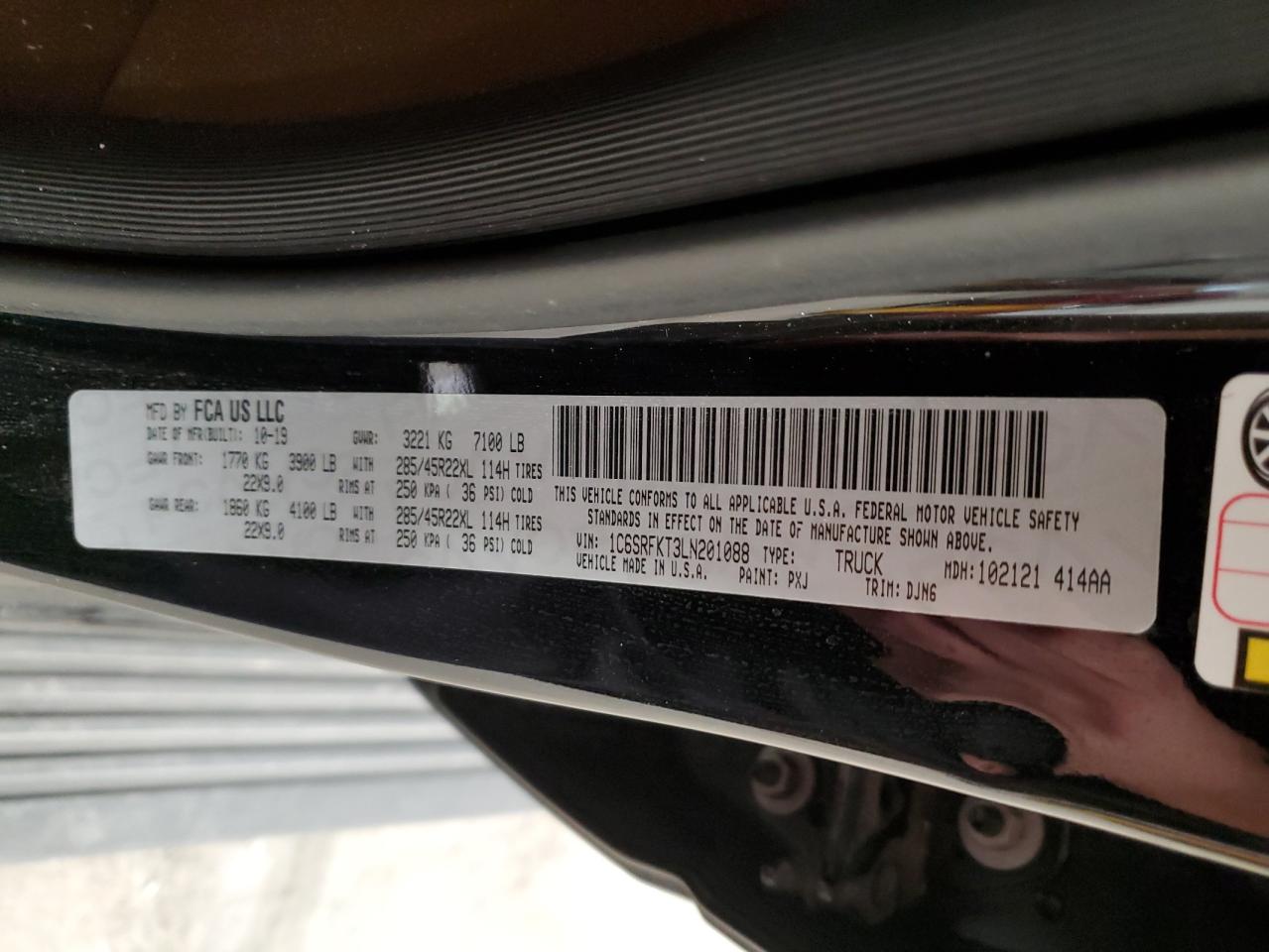 2020 RAM 1500 - Image 12
