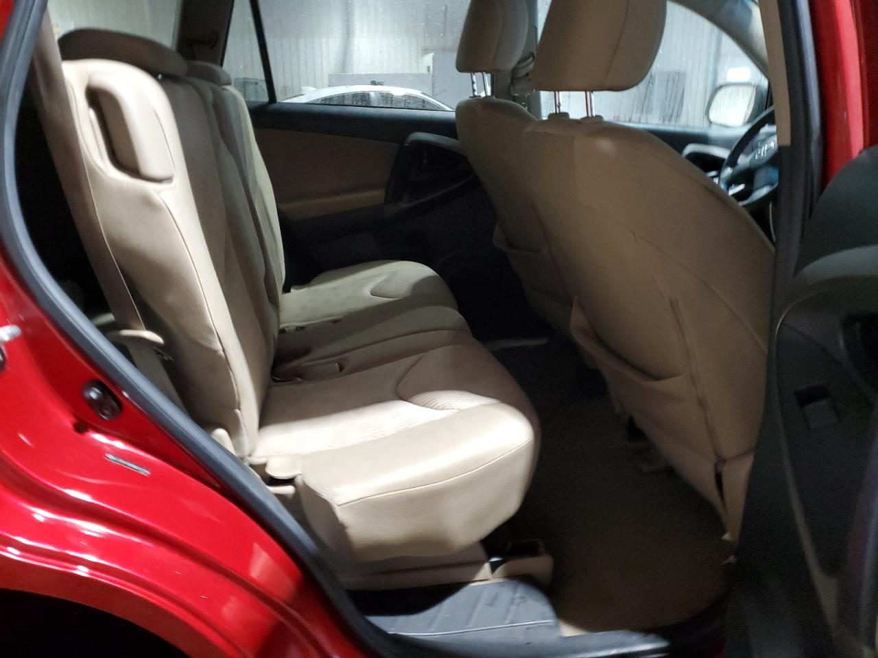 2011 Toyota RAV 4 - Image 11