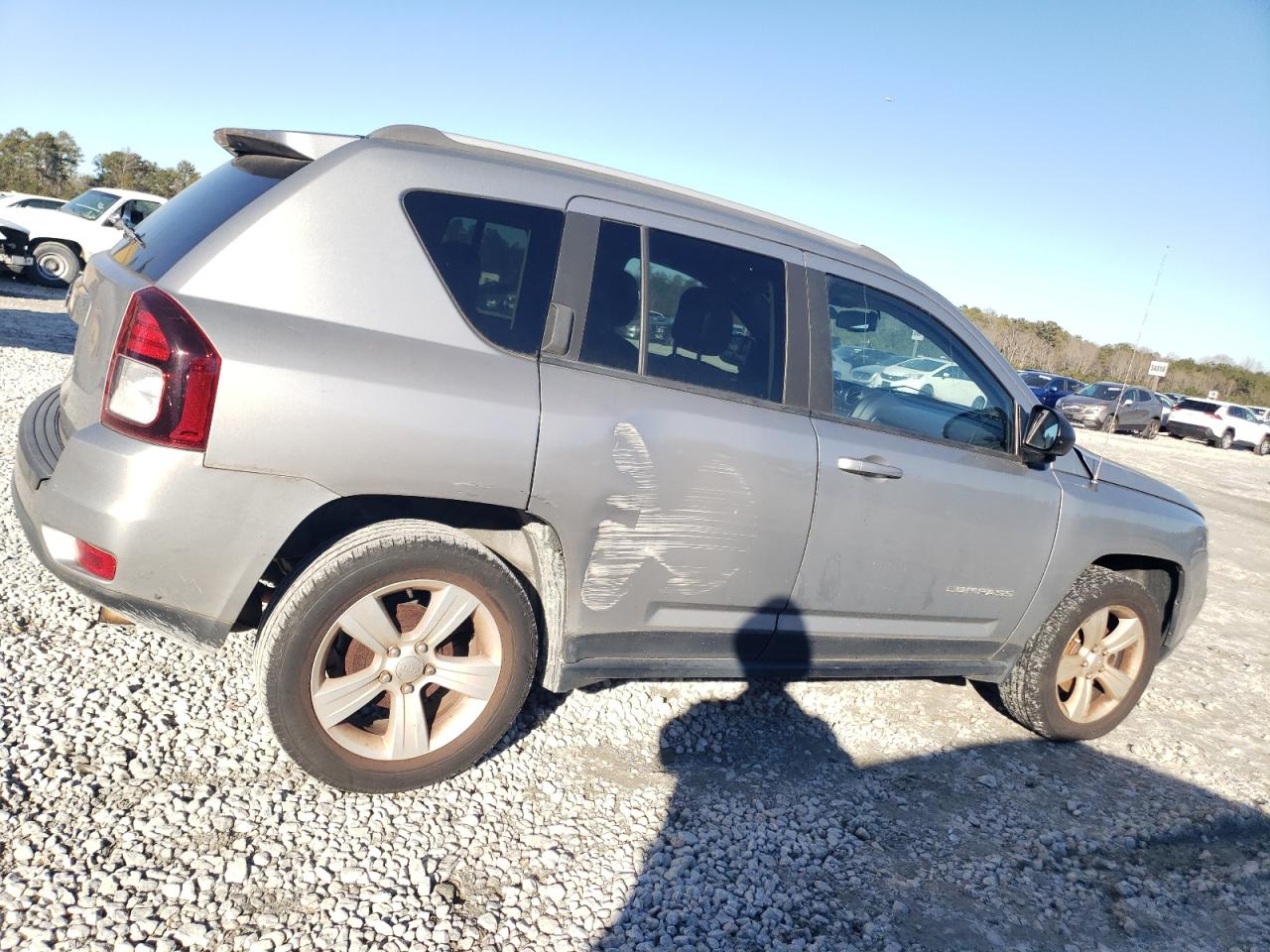 2017 Jeep Compass - Image 3