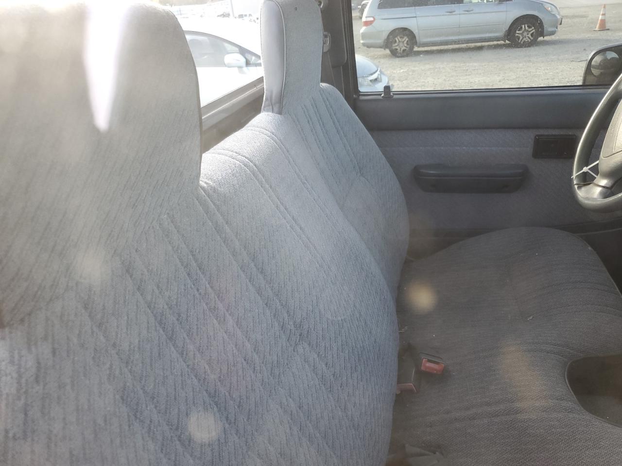 1995 Toyota Tacoma - Image 10