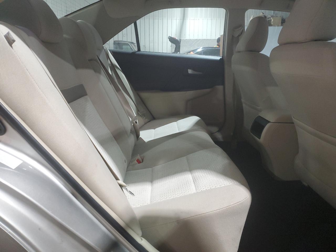 2013 Toyota Camry - Image 10