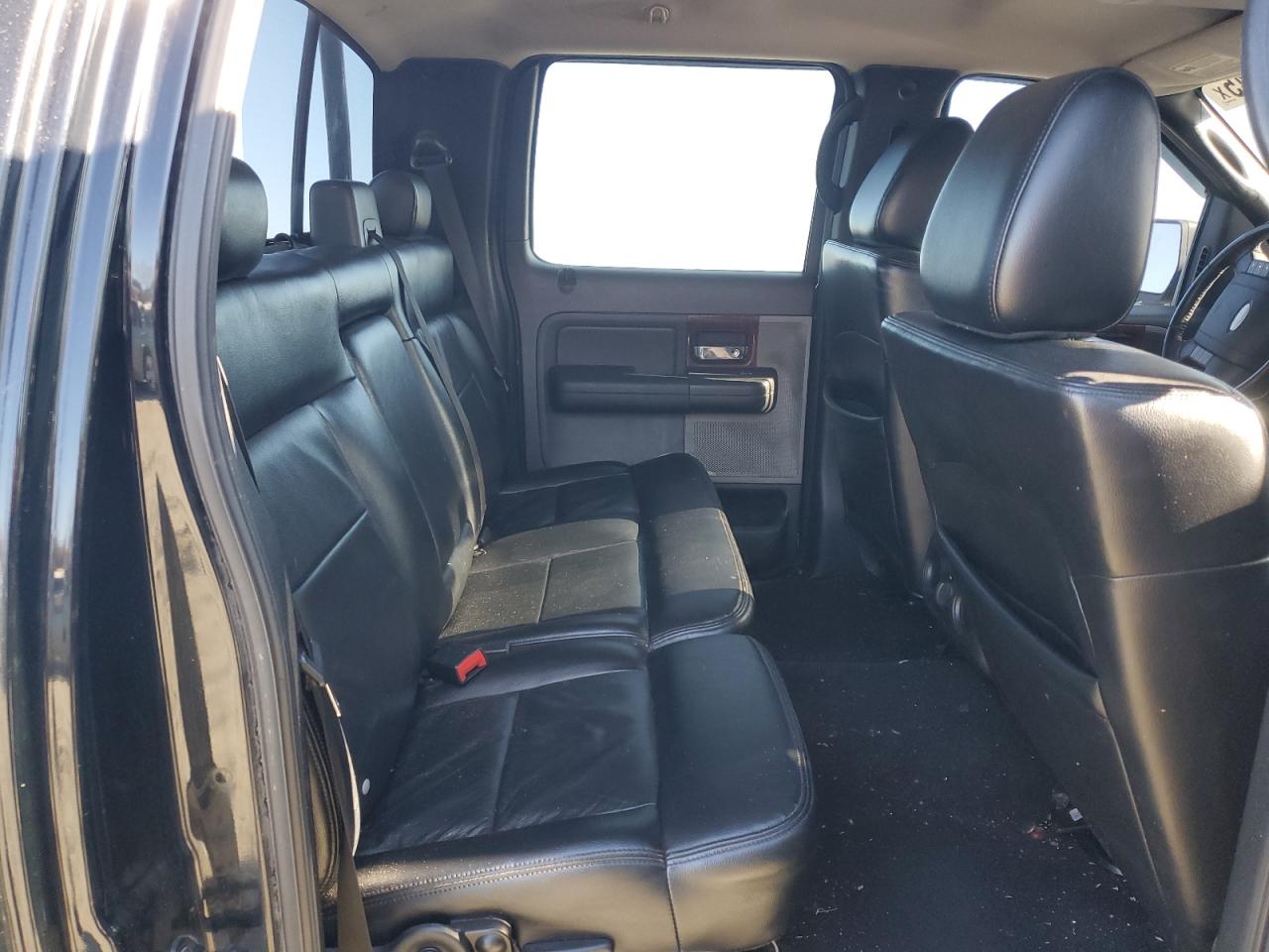 2005 Ford F-150 - Image 11