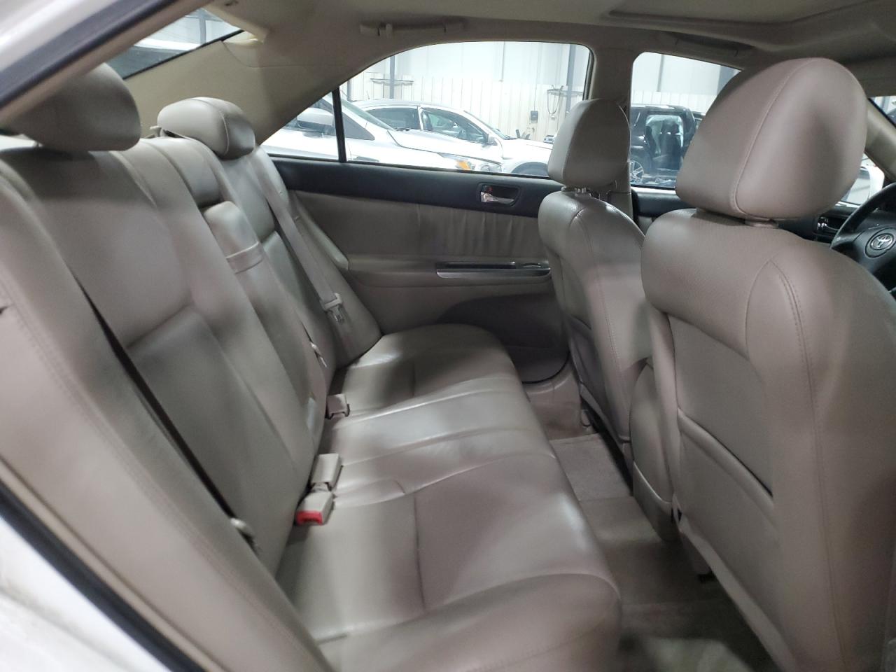 2002 Toyota Camry - Image 10