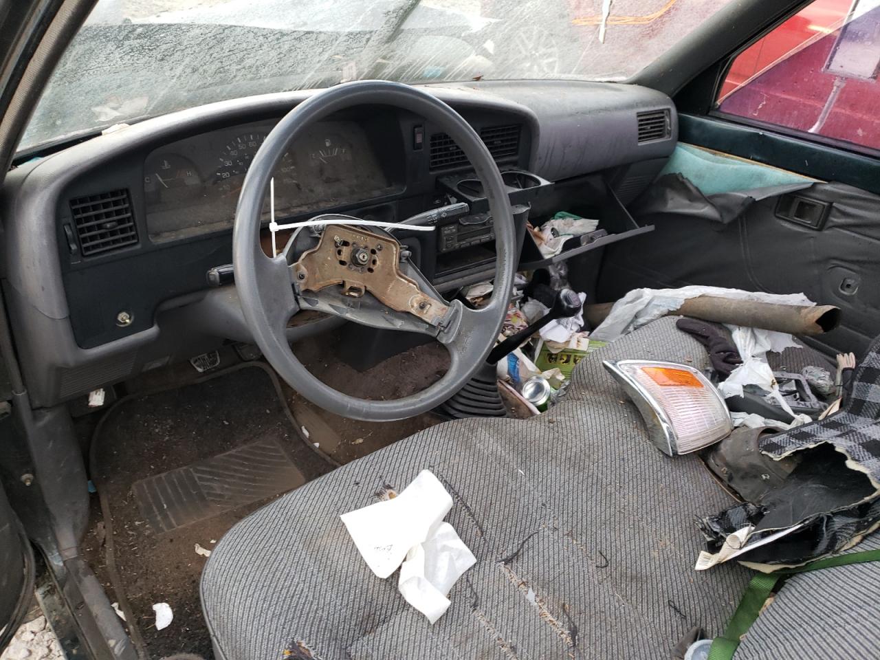 1994 Toyota Pickup - Image 8