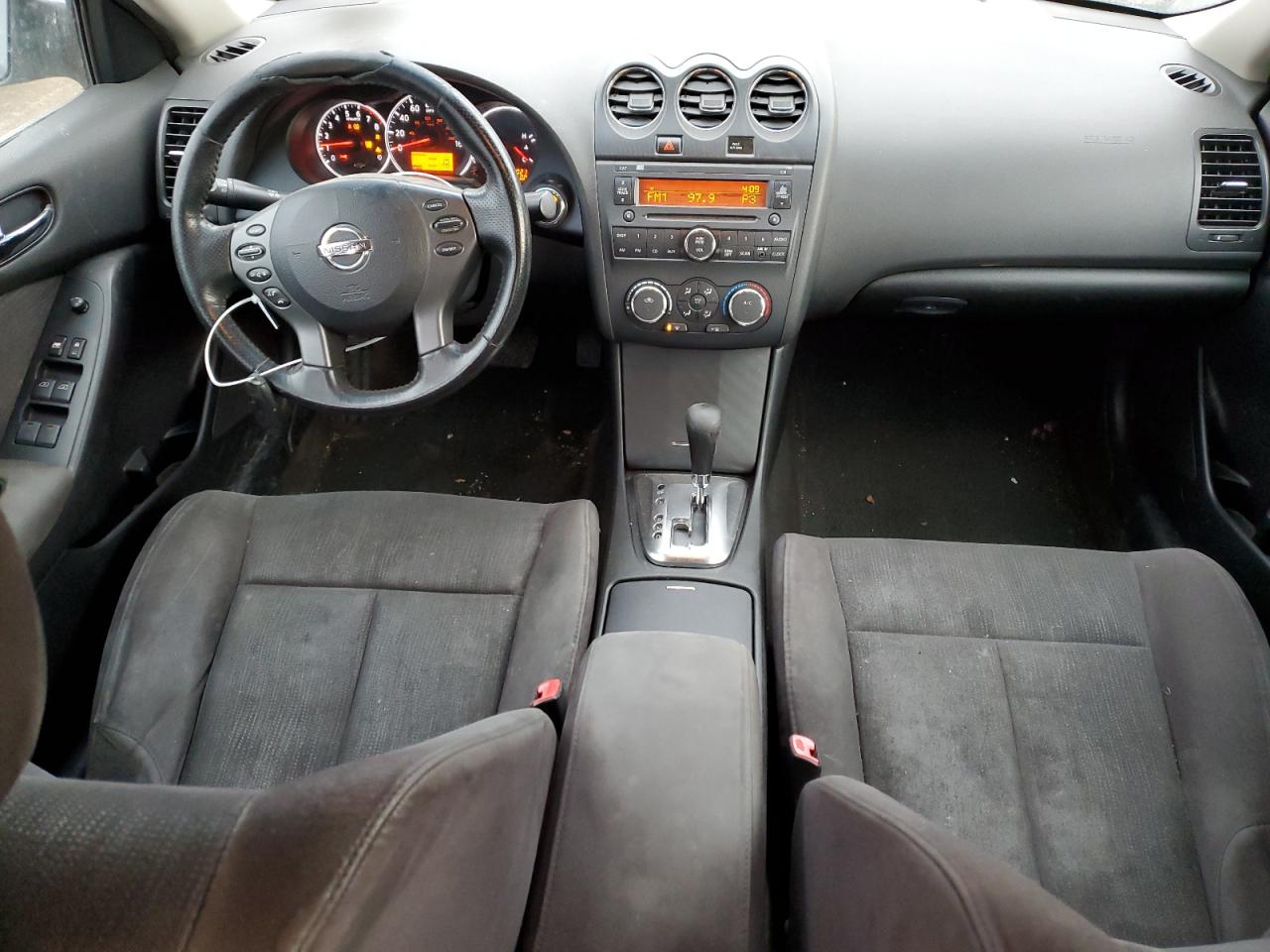 2012 Nissan Altima - Image 8