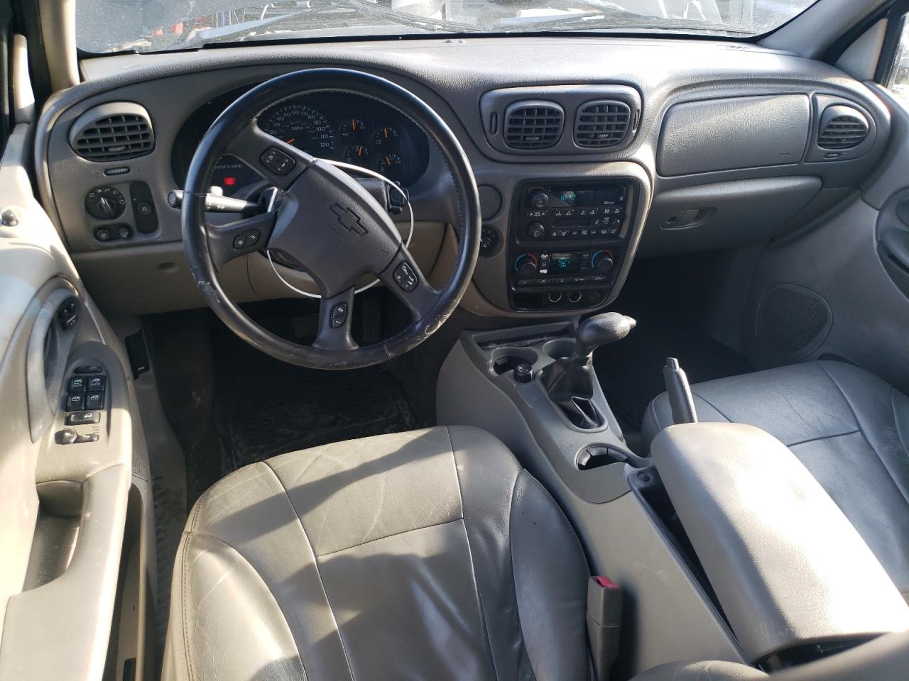 2003 Chevrolet TrailBlazer - Image 8