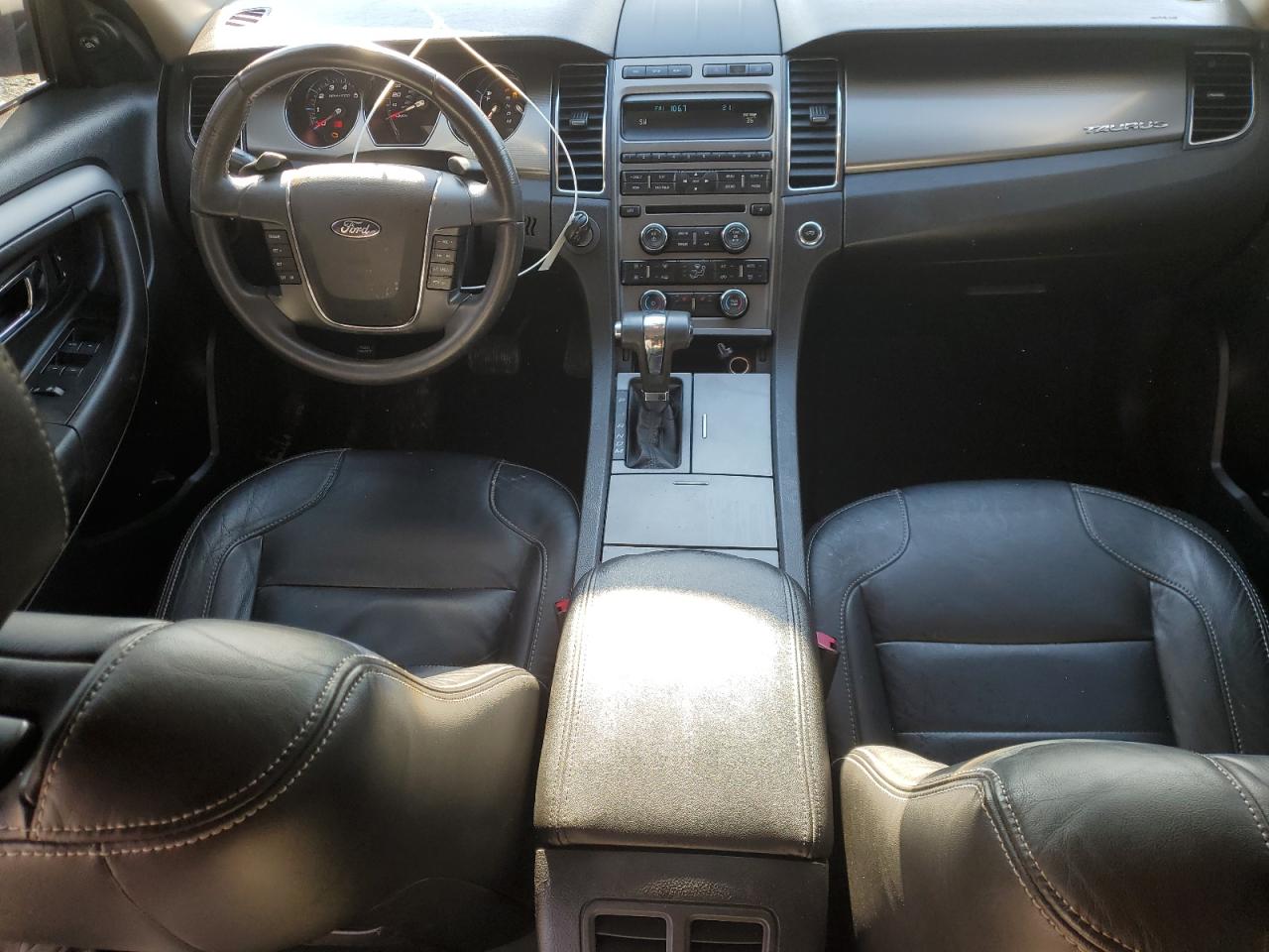 2012 Ford Taurus - Image 8