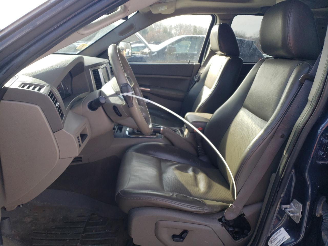 2009 Jeep Grand Cherokee - Image 7