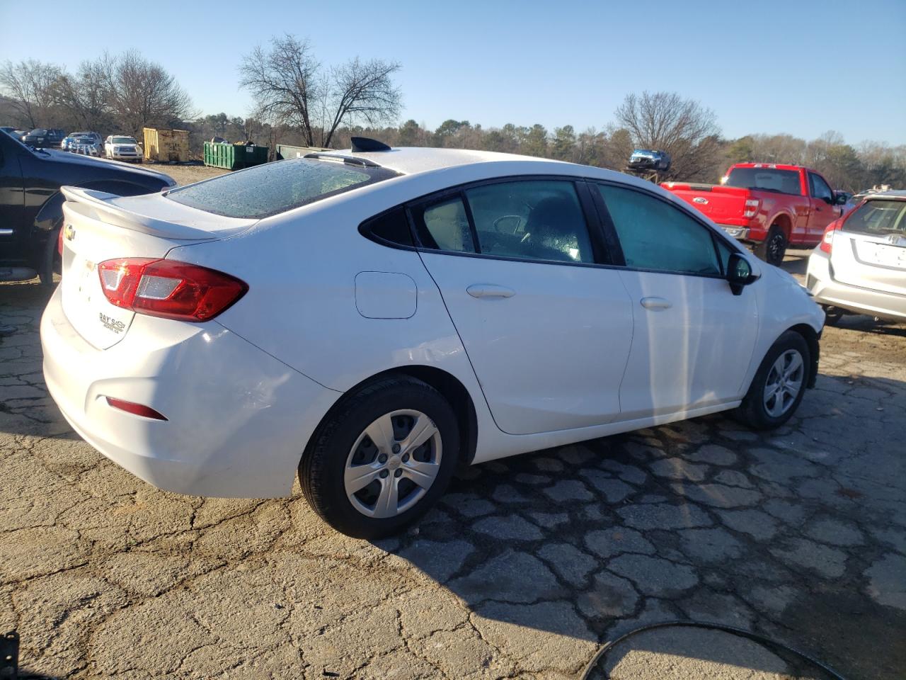 2018 Chevrolet Cruze - Image 3