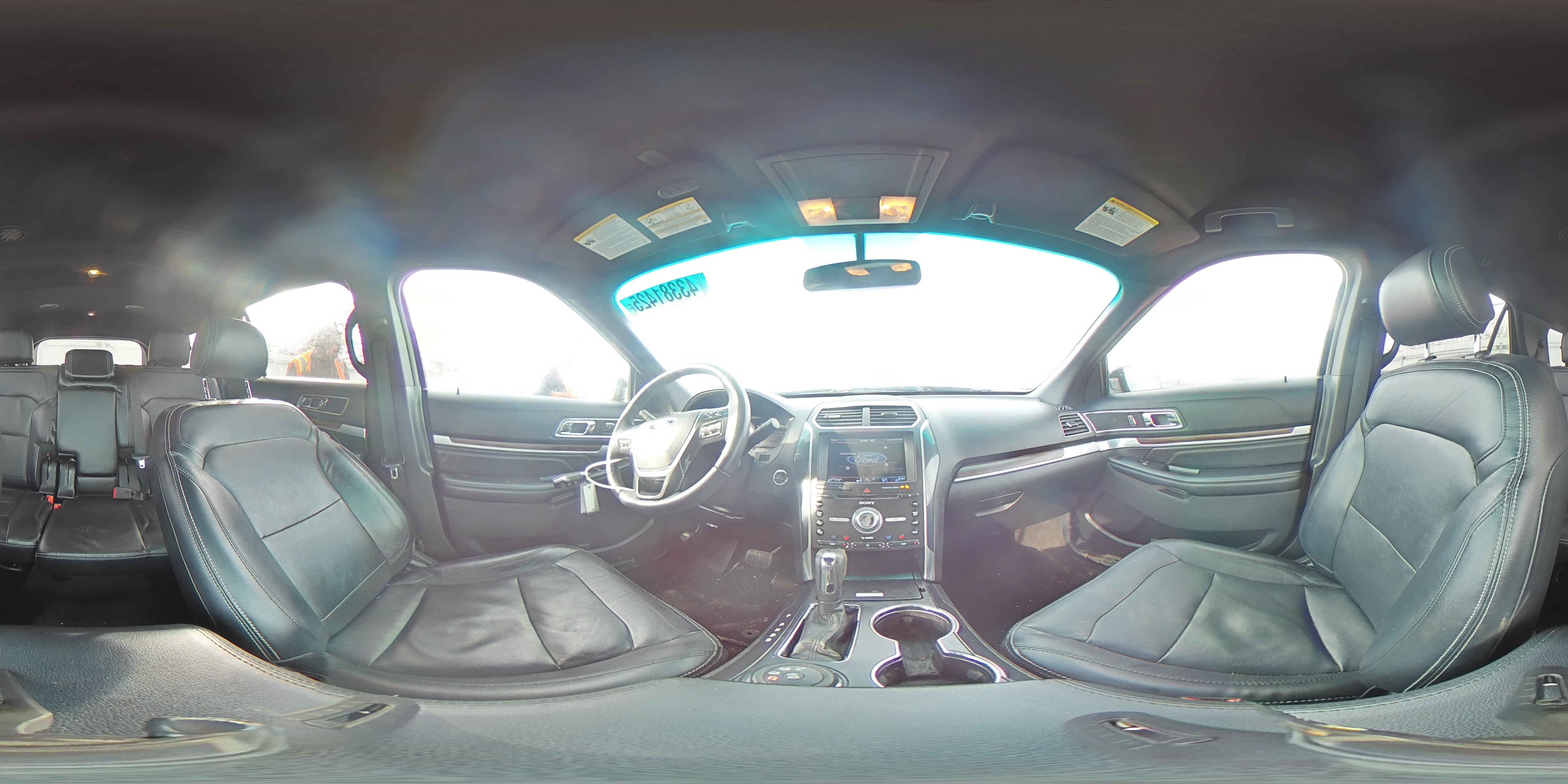 2016 Ford Explorer - Image 14