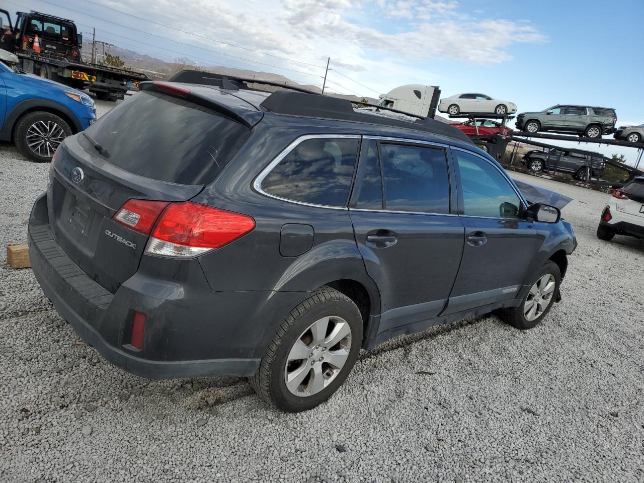 2011 Subaru Outback - Image 3