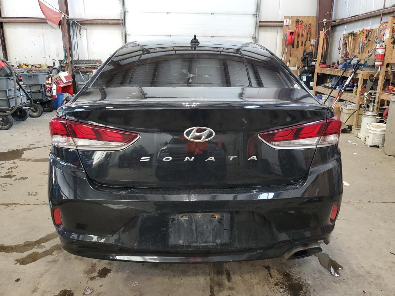 2018 Hyundai Sonata - Image 6