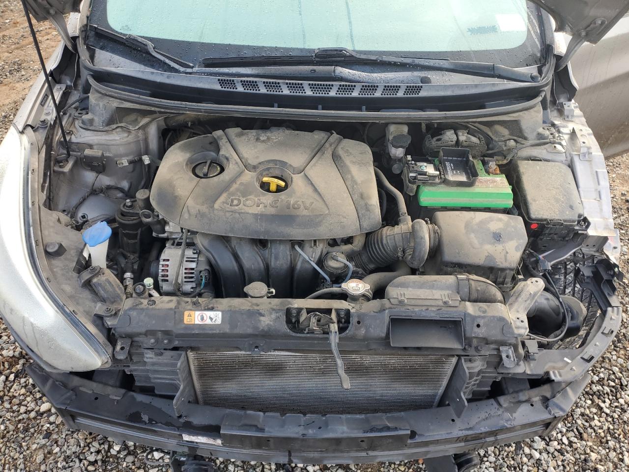 2016 Hyundai Elantra - Image 11