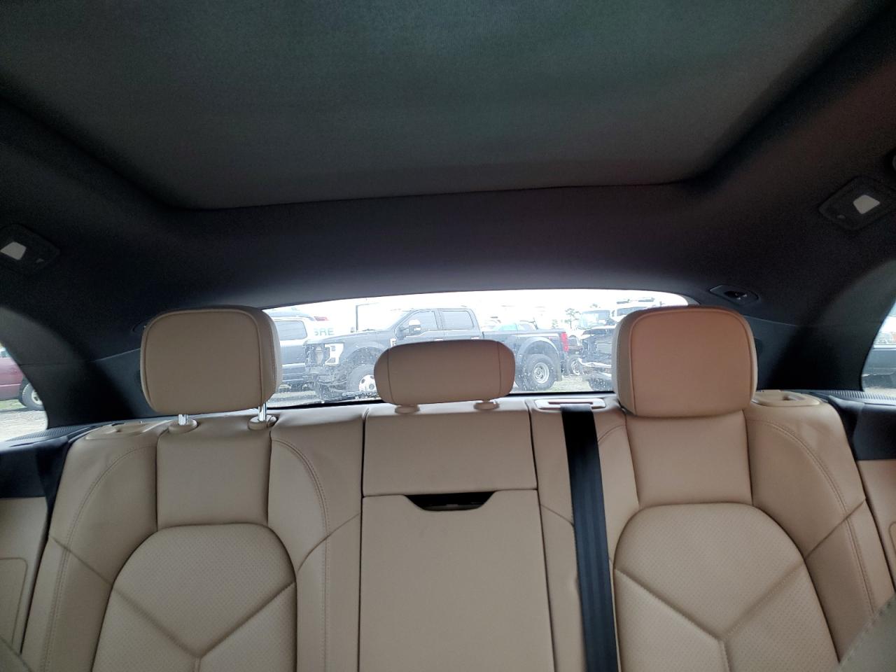 2019 Porsche Macan - Image 10