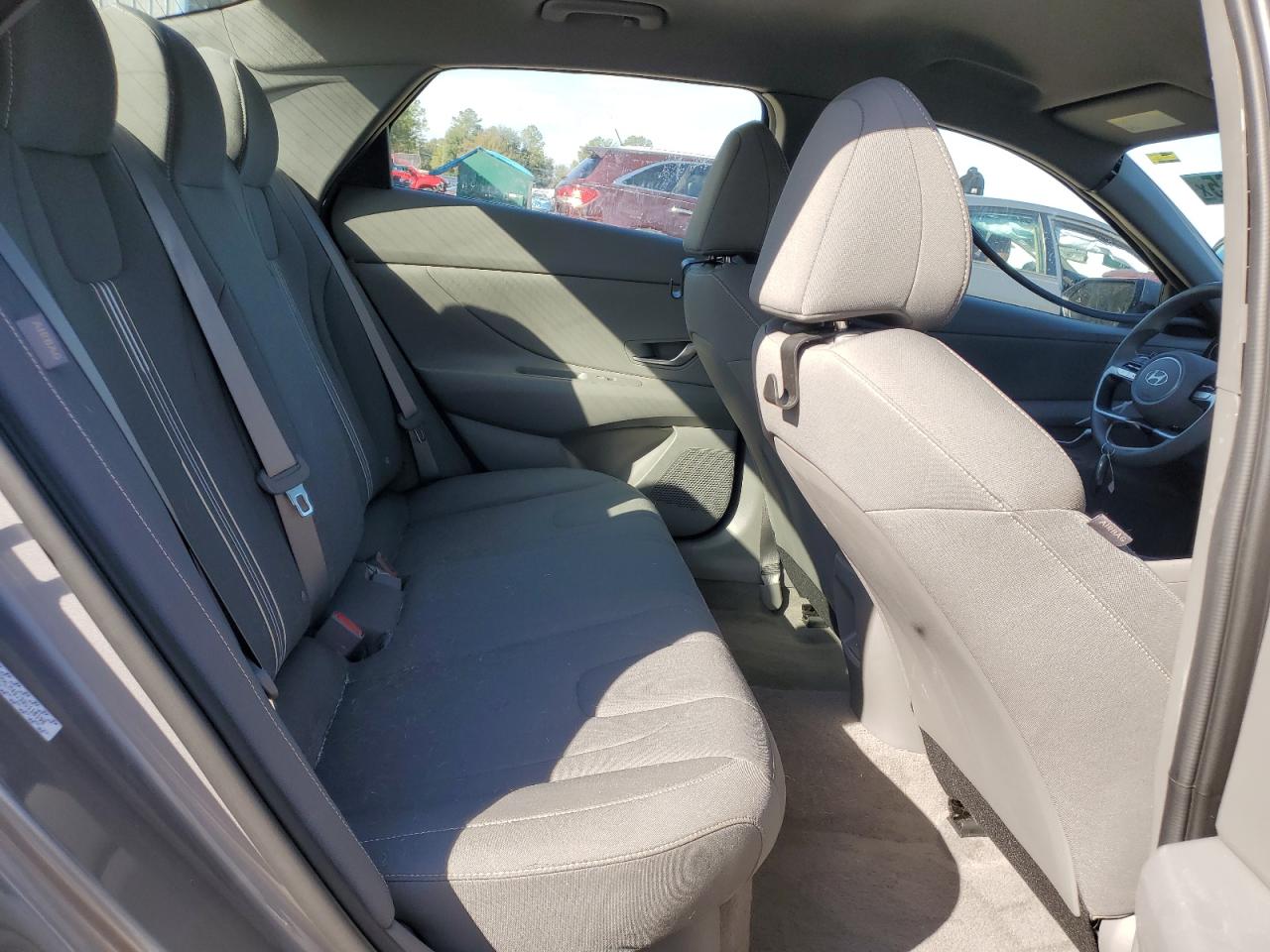 2024 Hyundai Elantra - Image 10