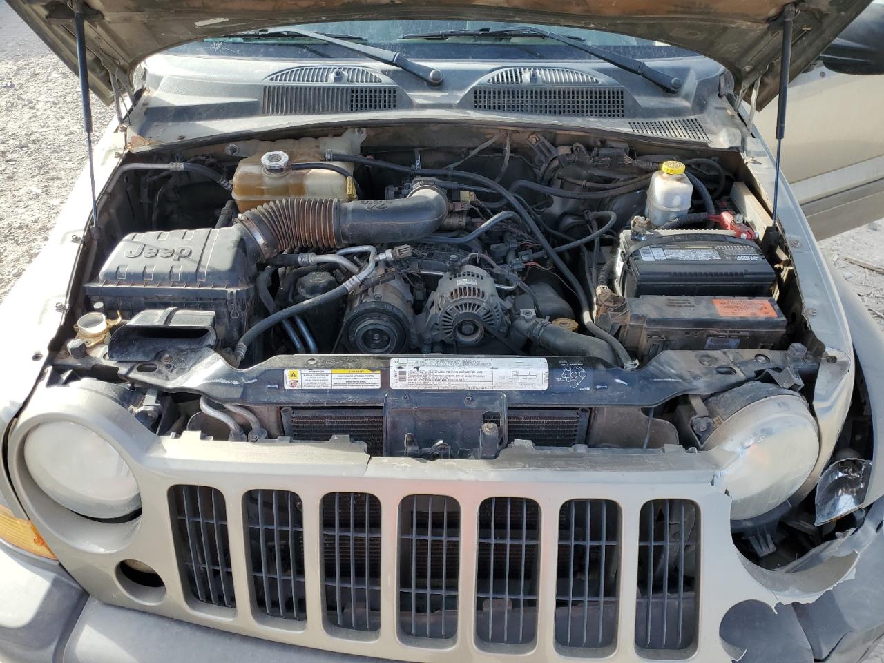 2006 Jeep Liberty (North America) - Image 12