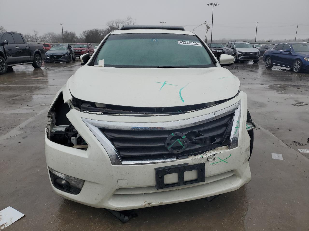 2015 Nissan Altima - Image 5